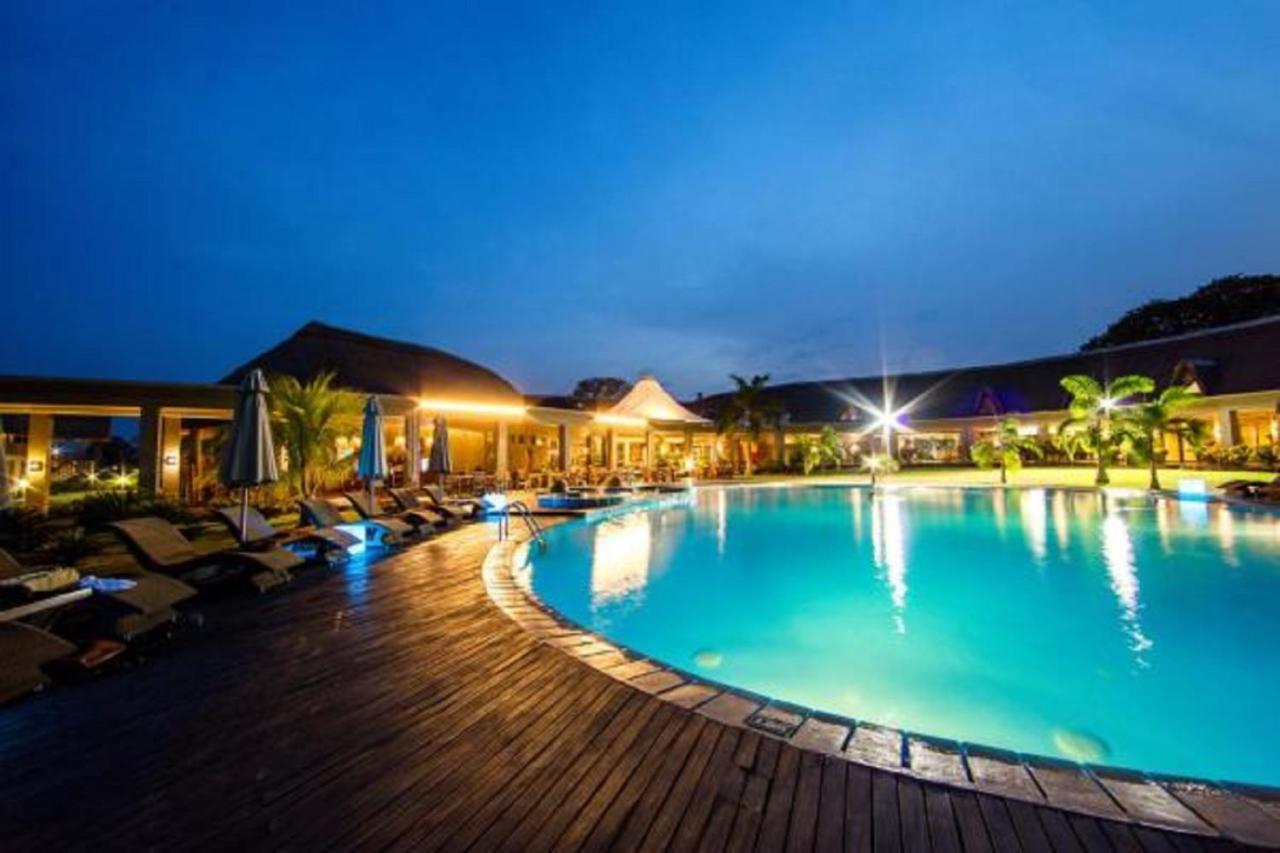 The Royal Senchi Hotel And Resort Akosombo 外观 照片